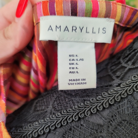 Multi-Colored Blouse - Picture 7 of 9